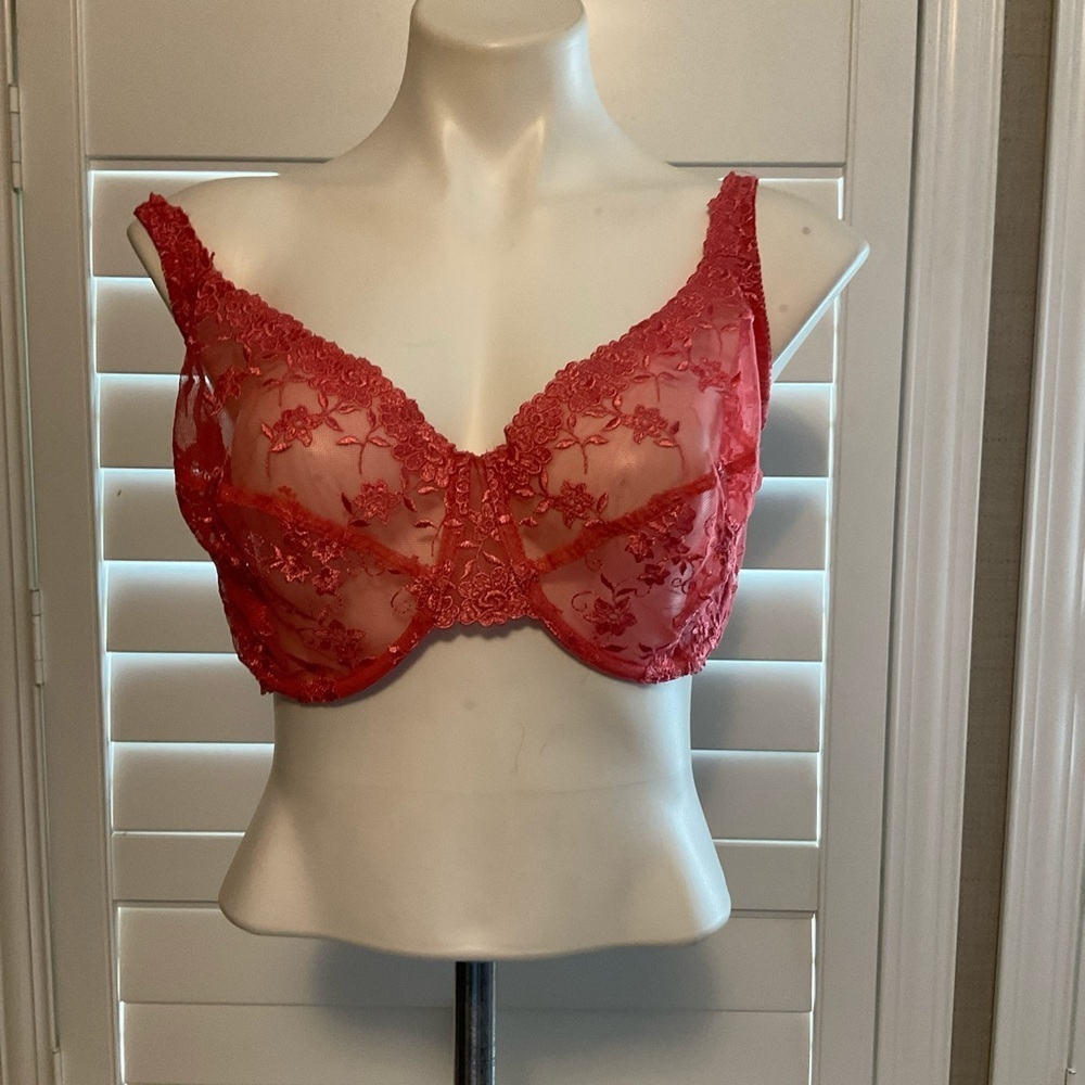 Secret Treasures Vibrant Red Floral Lace Bra